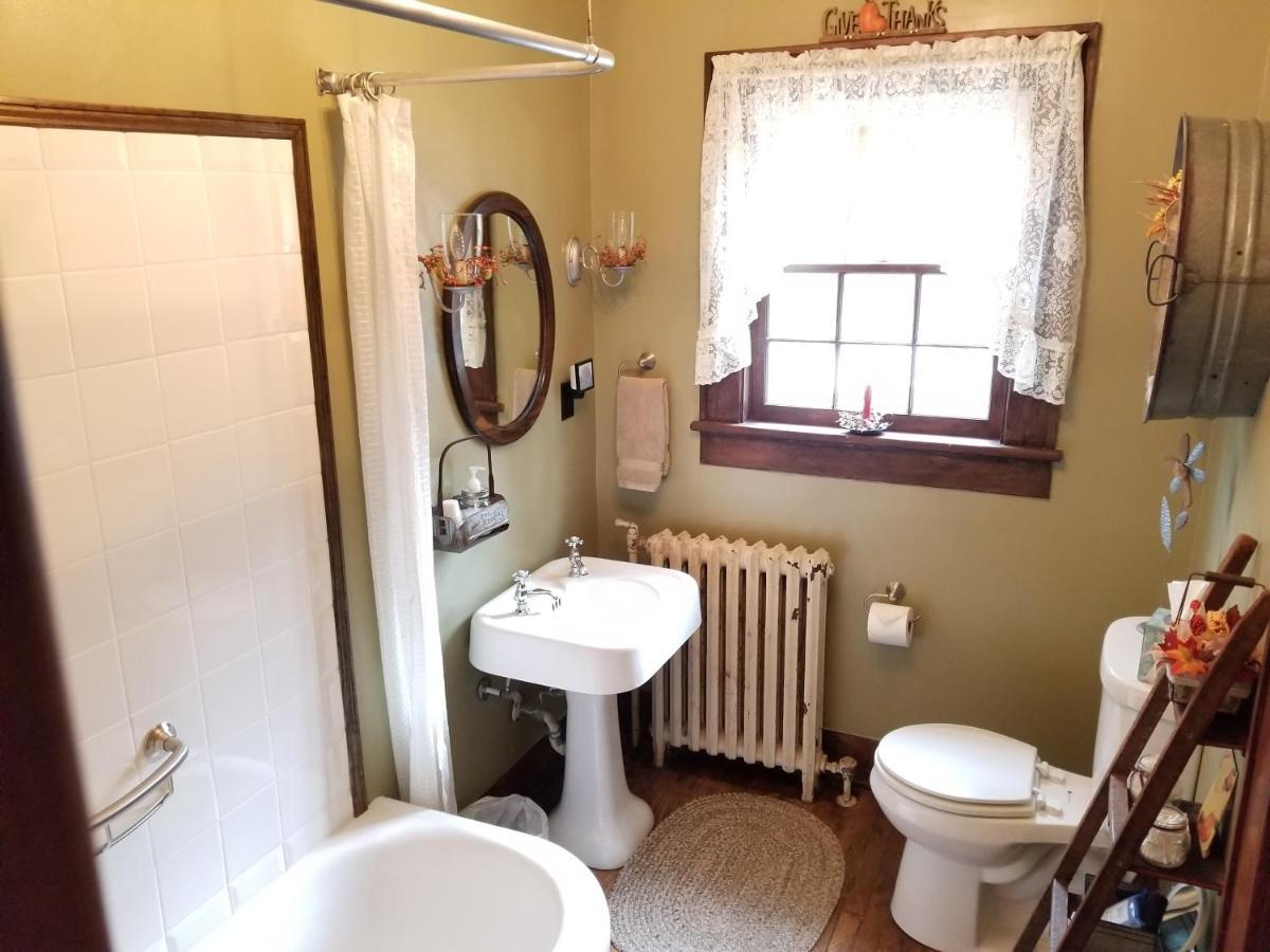 Almost Heaven Bed & Breakfast Waynesville Εξωτερικό φωτογραφία