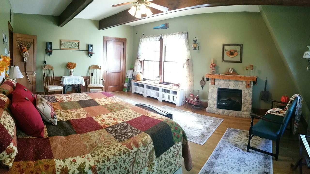 Almost Heaven Bed & Breakfast Waynesville Εξωτερικό φωτογραφία