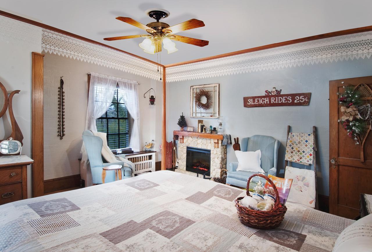 Almost Heaven Bed & Breakfast Waynesville Εξωτερικό φωτογραφία