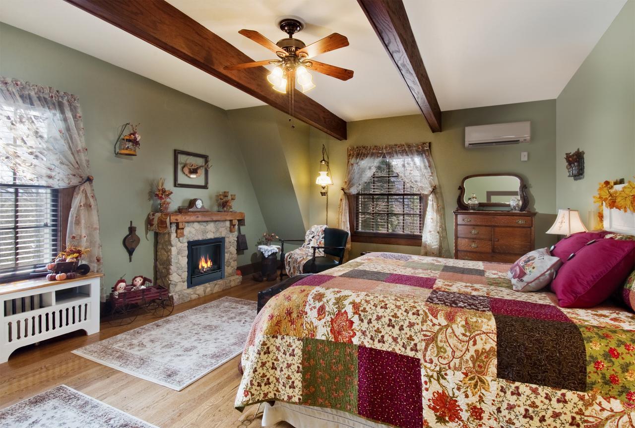 Almost Heaven Bed & Breakfast Waynesville Εξωτερικό φωτογραφία